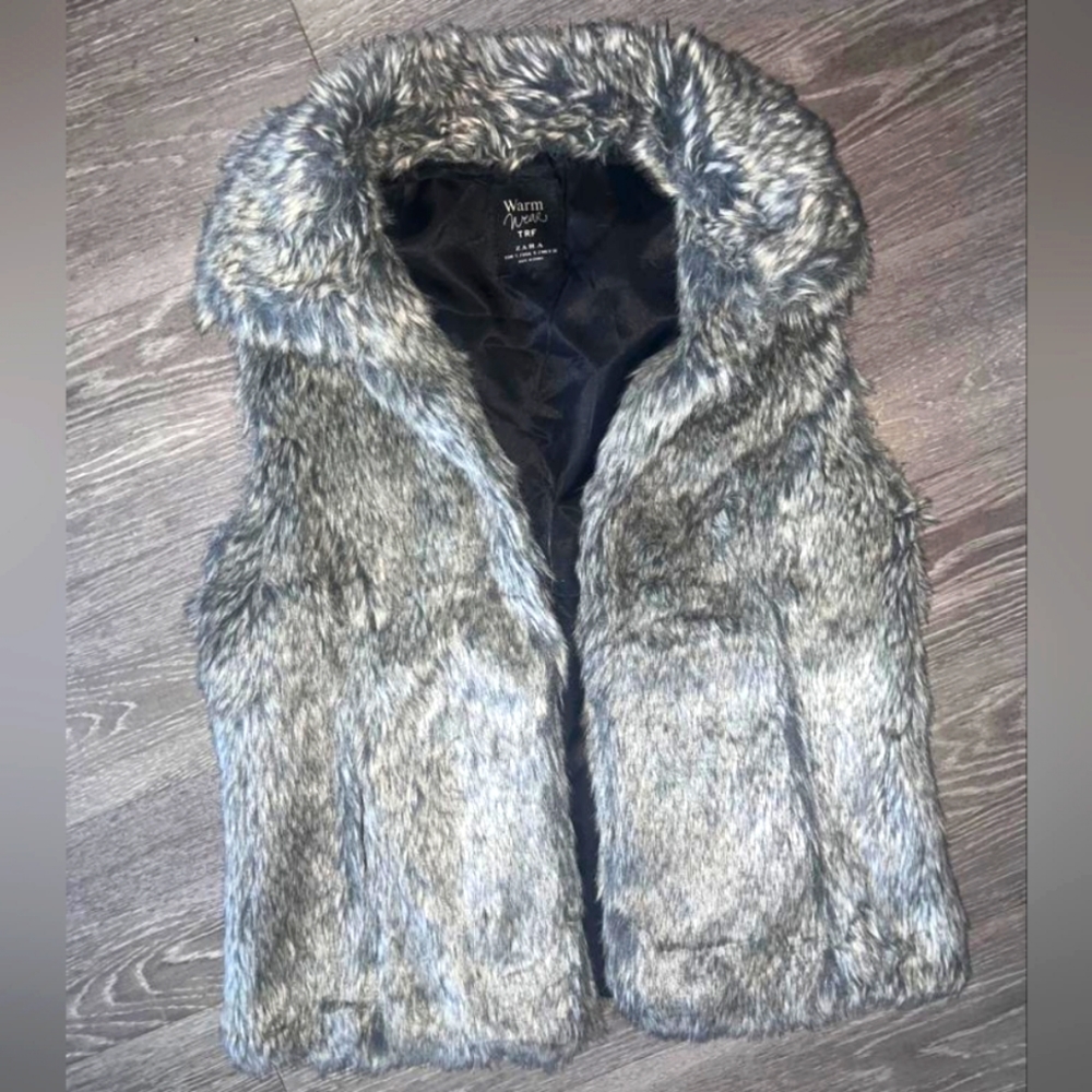 Zara Faux Fur Sleeveless Vest